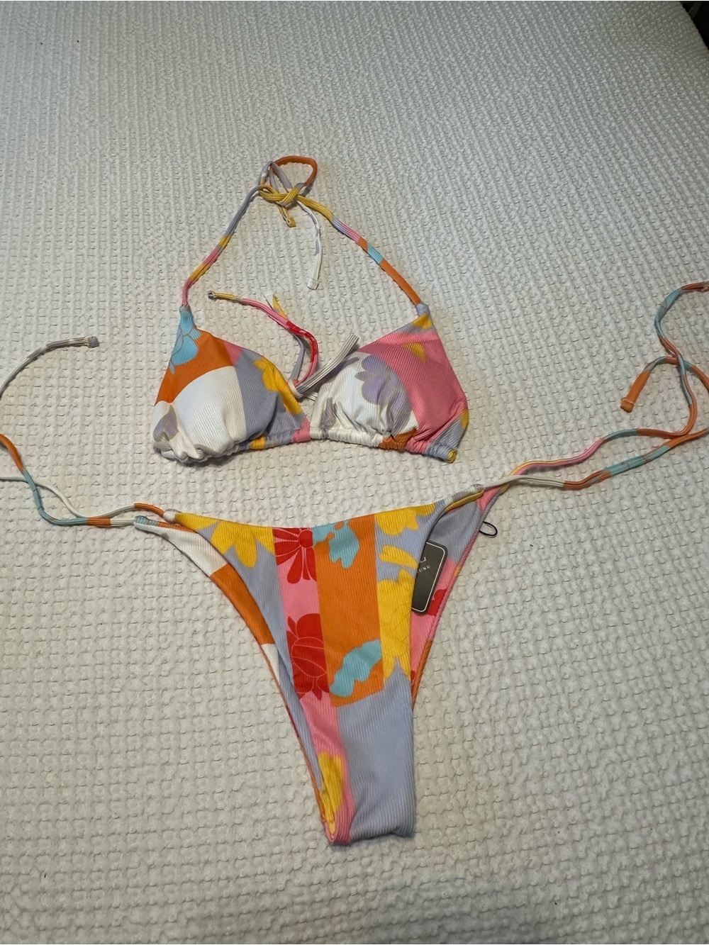 Zaful Floral Multicolor Ribbed String Bikini Set with Pastel Colors - Picture 5 of 5